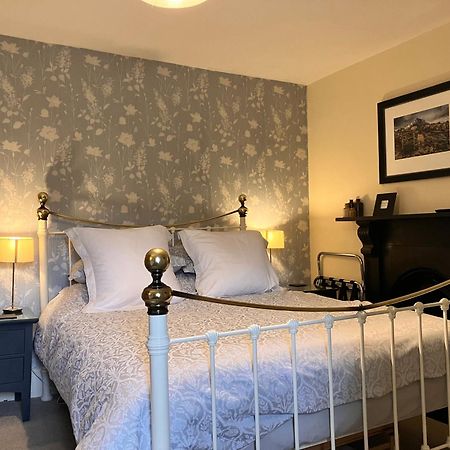 Plas Yn Yale With Mountain Views From All Windows Wrexham Esterno foto