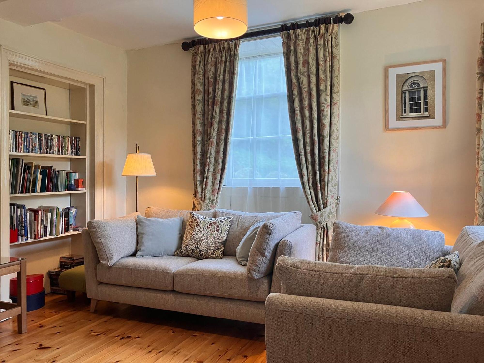 Plas Yn Yale With Mountain Views From All Windows Wrexham Esterno foto